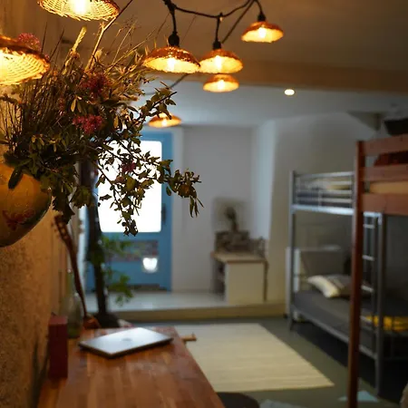 Hostal Lily A L'auberge Leucate