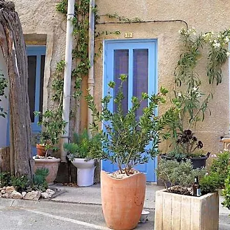 Lily A L'auberge * Leucate